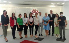 15 July 2021 The second group of members of the Parliamentary Digital Security Network in visit to the Huawei Innovations Centre